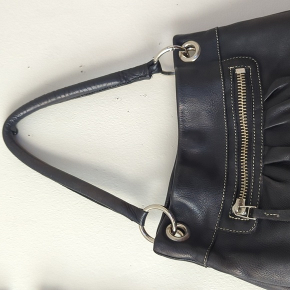 ROOTS Genuine Leather Bag - Picture 3 of 15
